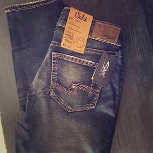 NWT Silver Jeans 👖 SUKI MID Capri 28 & 29